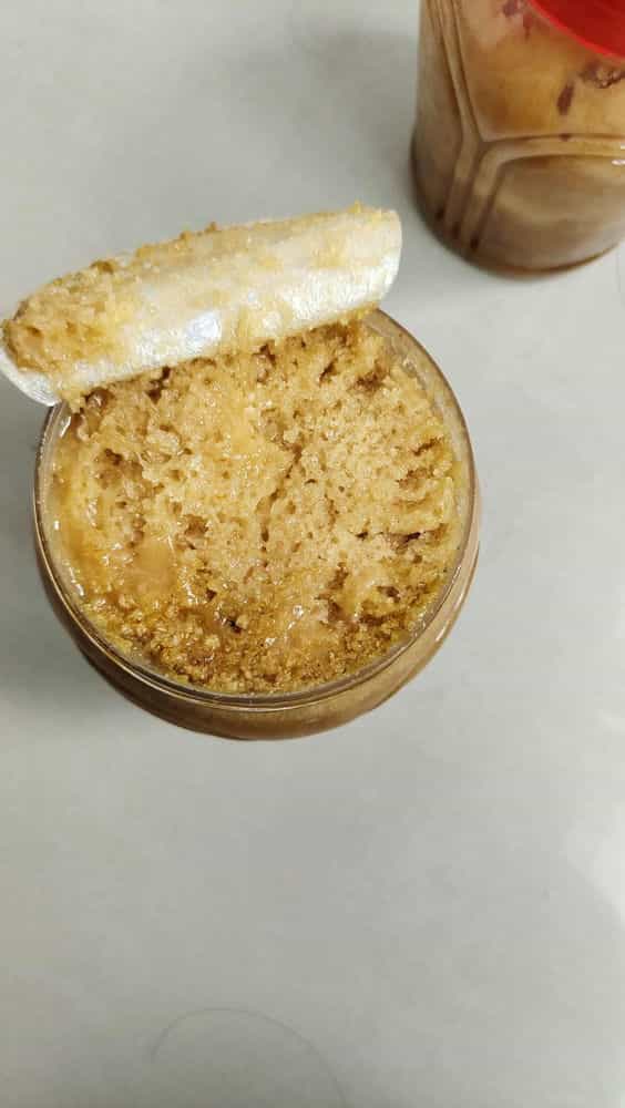 这个是典型结晶蜂蜜发酵变质的样子蜂蜜结晶是变质吗