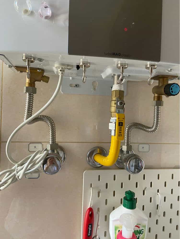 热水器水管预埋图图片