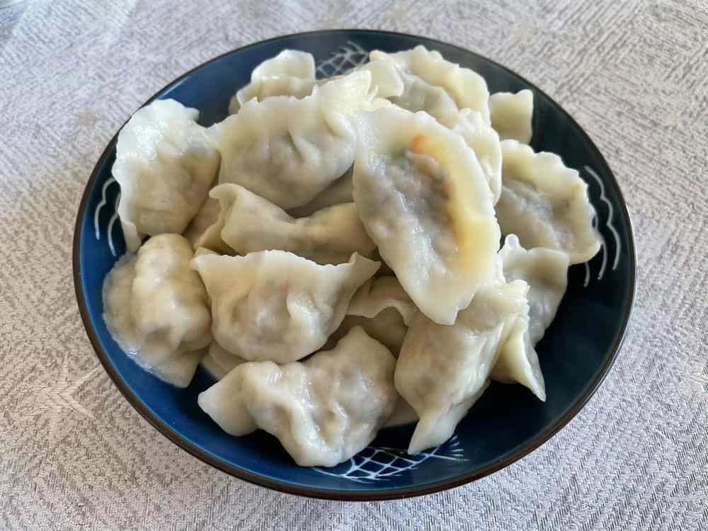 北方家家吃饺子北方出门吃饺子